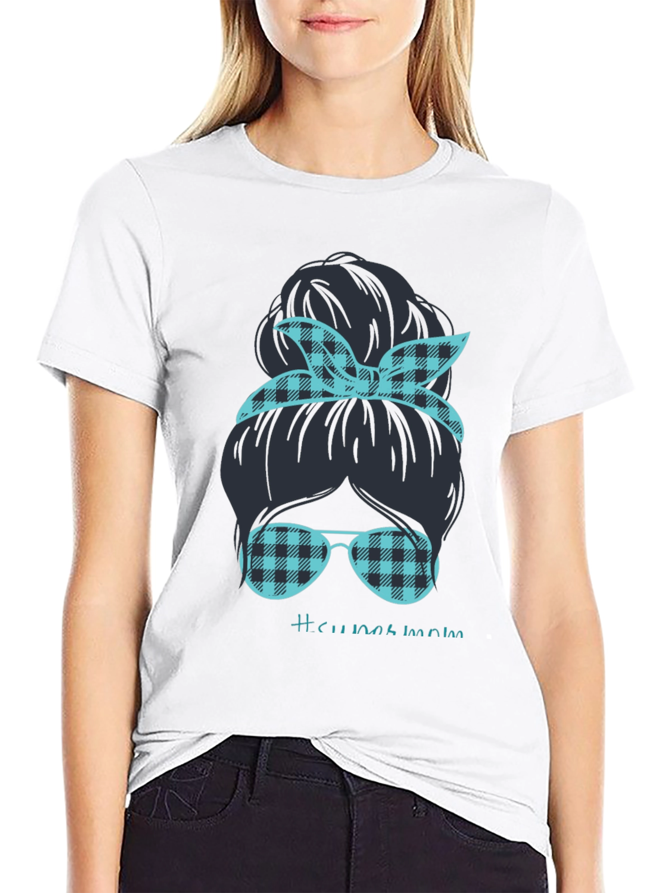 Messy Bun Mom Graphic Tee - Relaxed Style