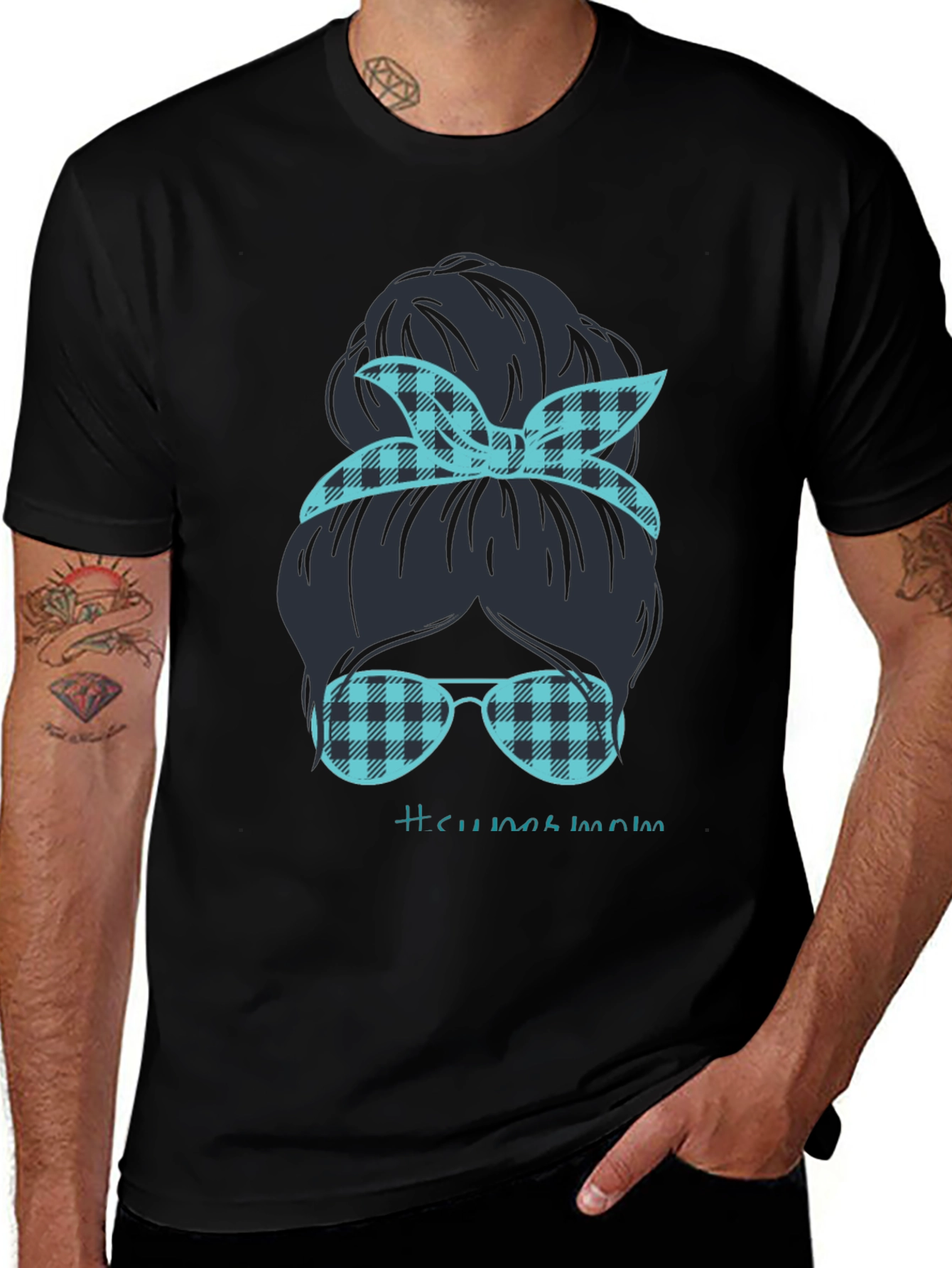 Messy Bun Mom Graphic Tee - Relaxed Style