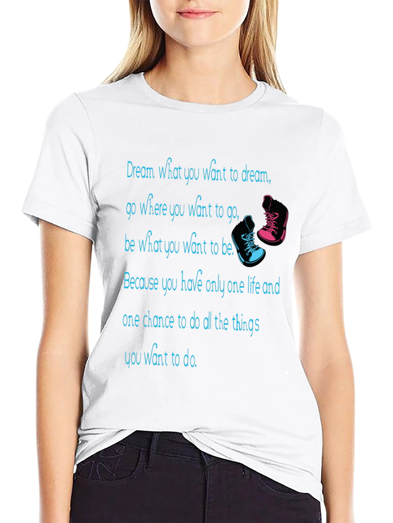 Dreamer Graphic T-Shirt: Inspire Your Journey